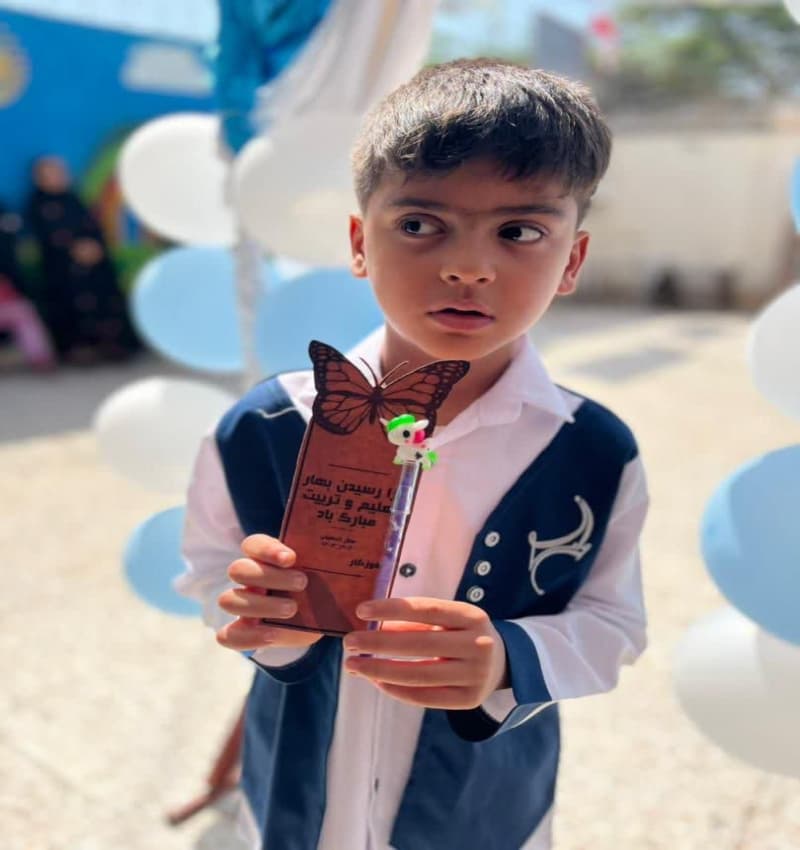 جشن شکوفه ها مدرسه مهر ایران